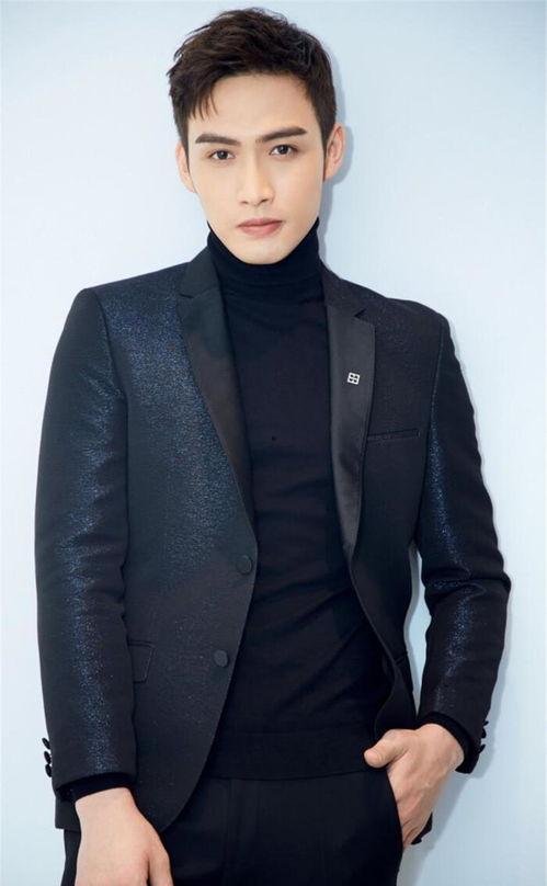 吃瓜服装博主视频大全图片,揭秘服装博主穿搭秘籍与潮流风向标